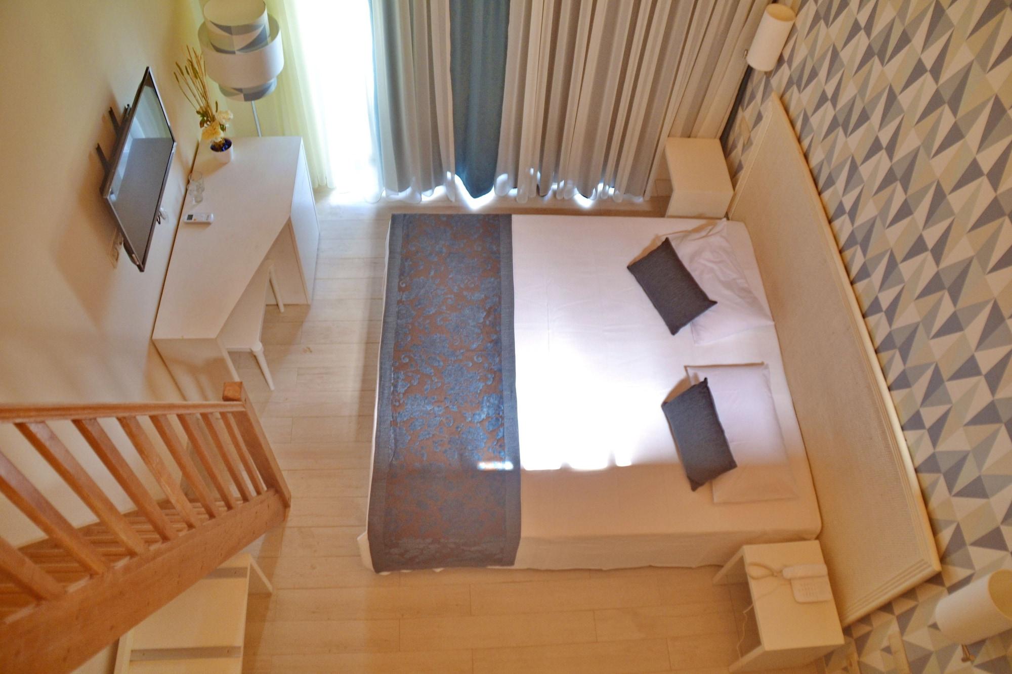 Ouril Hotel Julia Santa Maria Buitenkant foto