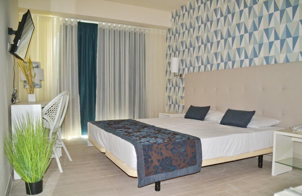 Ouril Hotel Julia Santa Maria Buitenkant foto